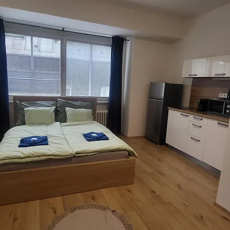 Apartment Center - Moderna Rimske Namesti Iii