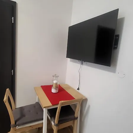 Center - Moderna Rimske Namesti Iii Apartament *