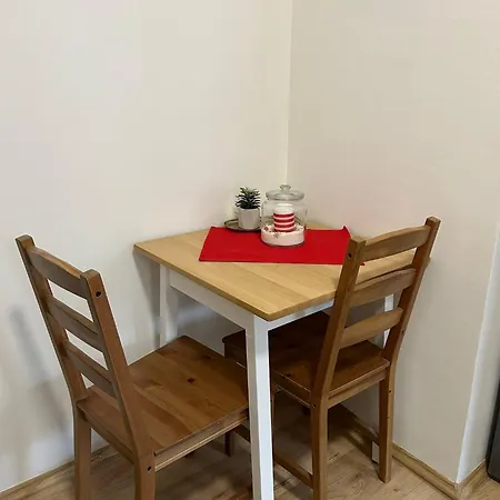 Center - Moderna Rimske Namesti Iii