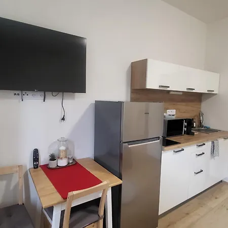 Apartment Center - Moderna Rimske Namesti Iii