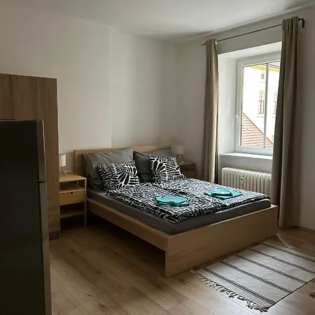 Center - Moderna Rimske Namesti Iii