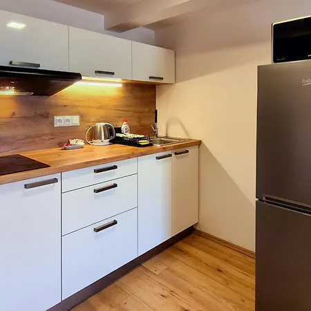 Apartman Center - Moderna Rimske Namesti Iii
